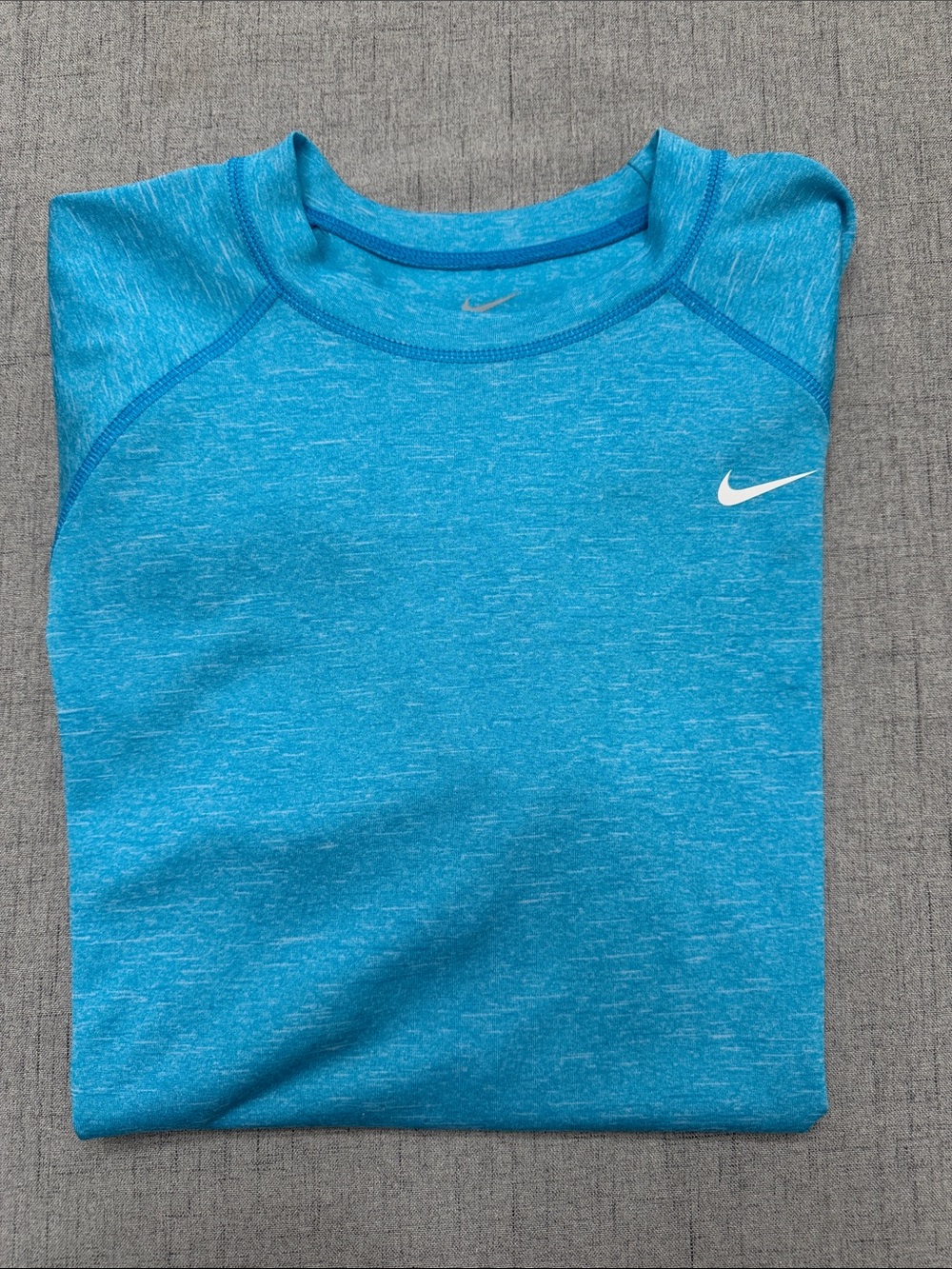 Nike Men’s Heathered Teal Blue Athletic Tee with White Swoosh Medium